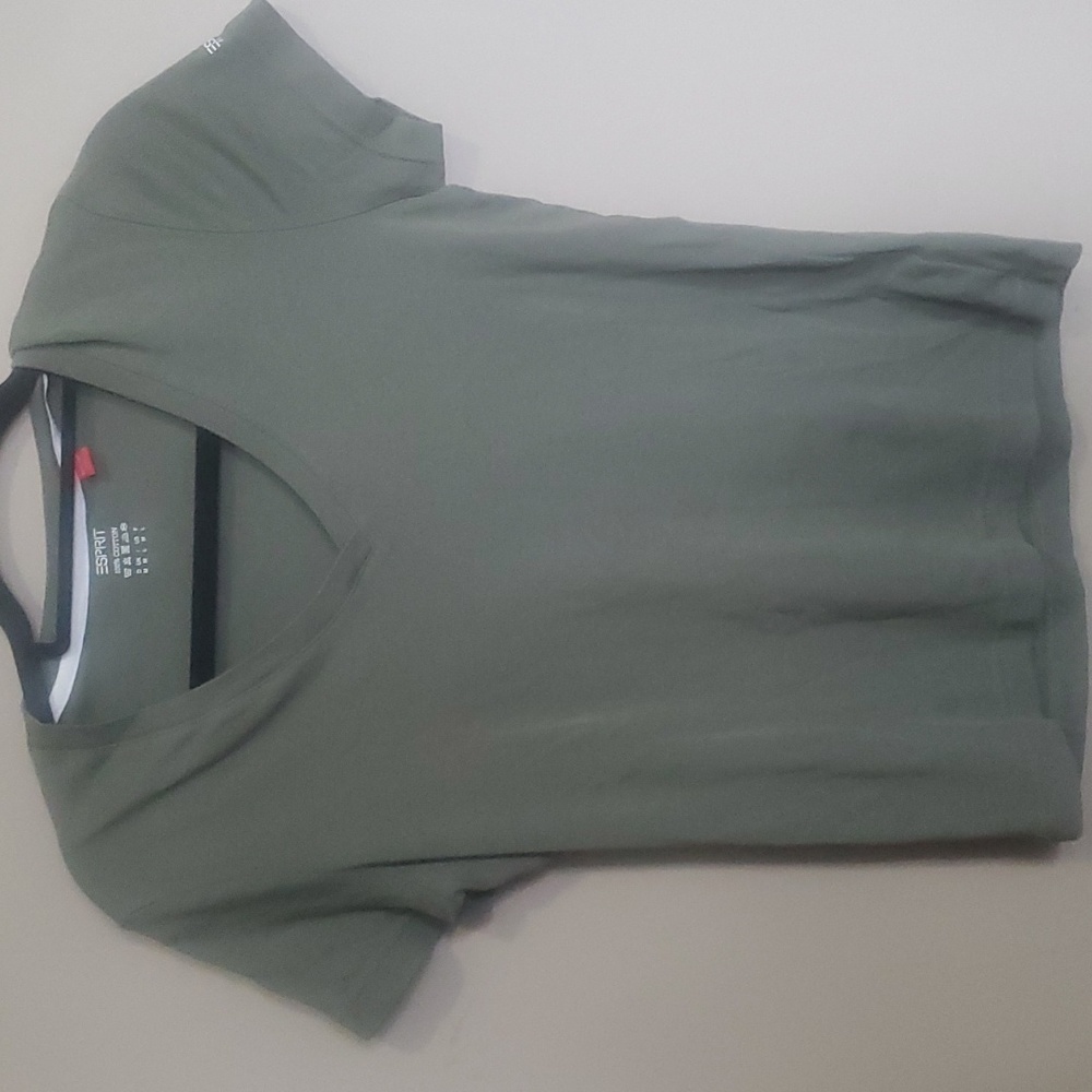 Esprit top size medium